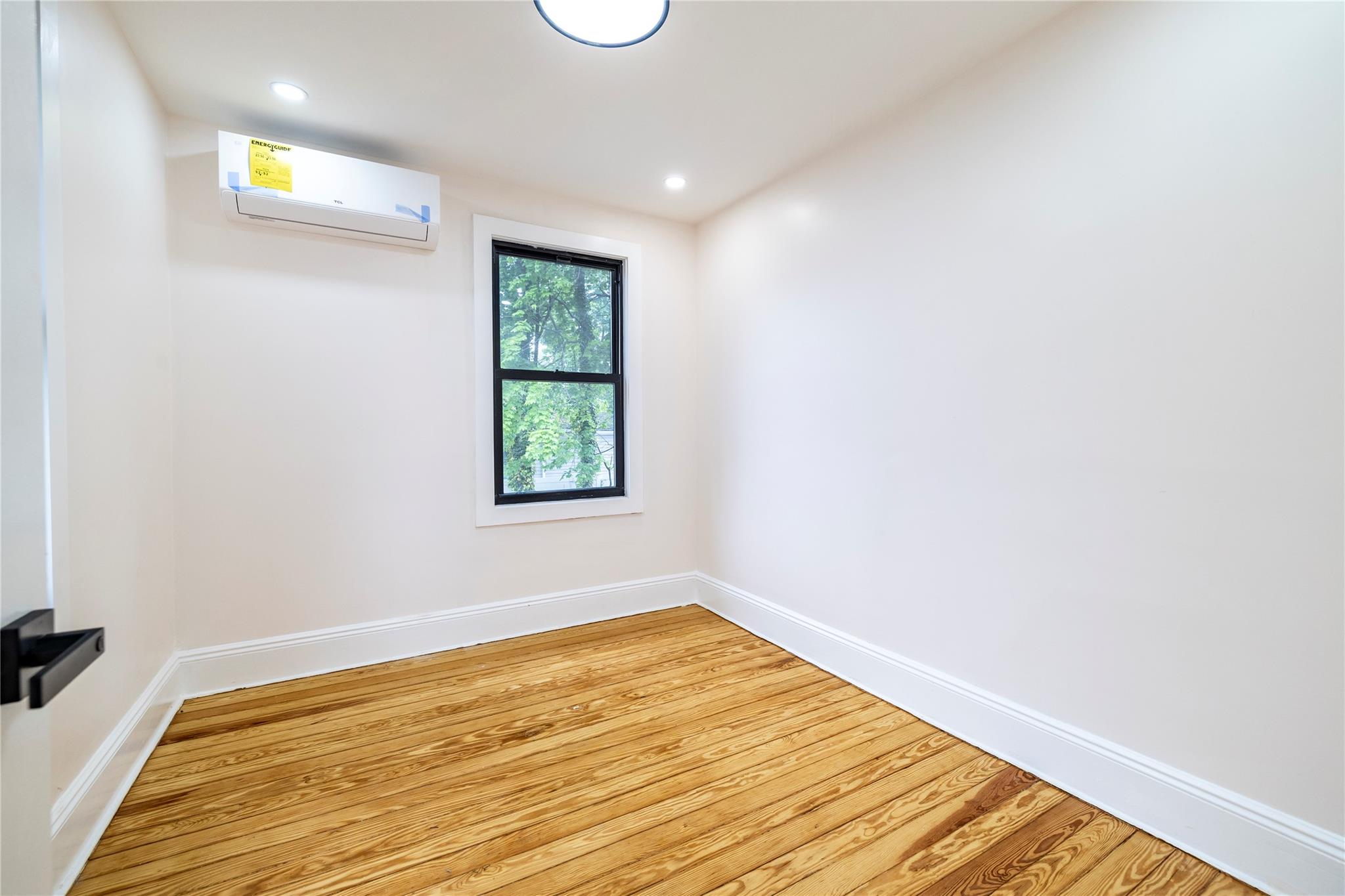 #17 photo, 85 Webster Avenue, ナッソー郡 Port Washington , NY 11050