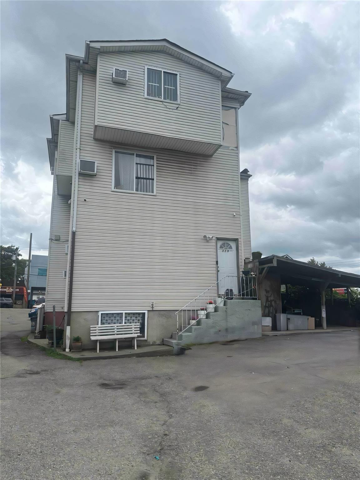 #18 photo, 859 Post Avenue, スタテンアイランド Staten Island , NY 10310