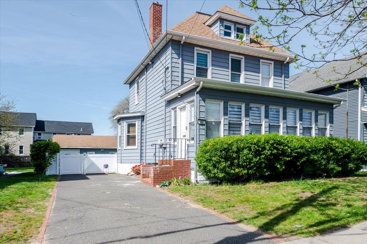 #1 photo, 160 Jefferson Street, Inwood , NY 11096