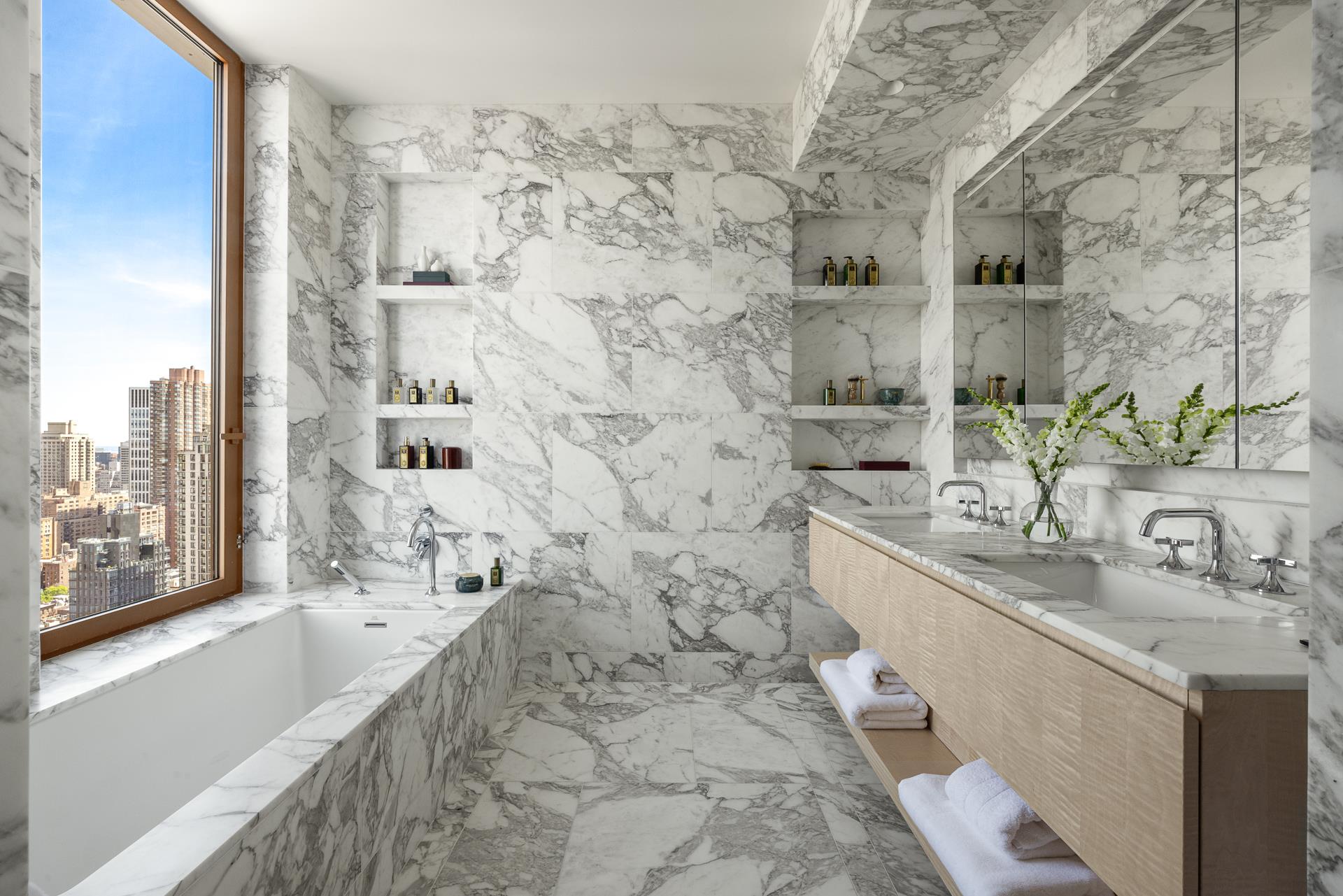 #11 photo, 201 E 74TH Street, マンハッタン Lenox Hill , NY 10021