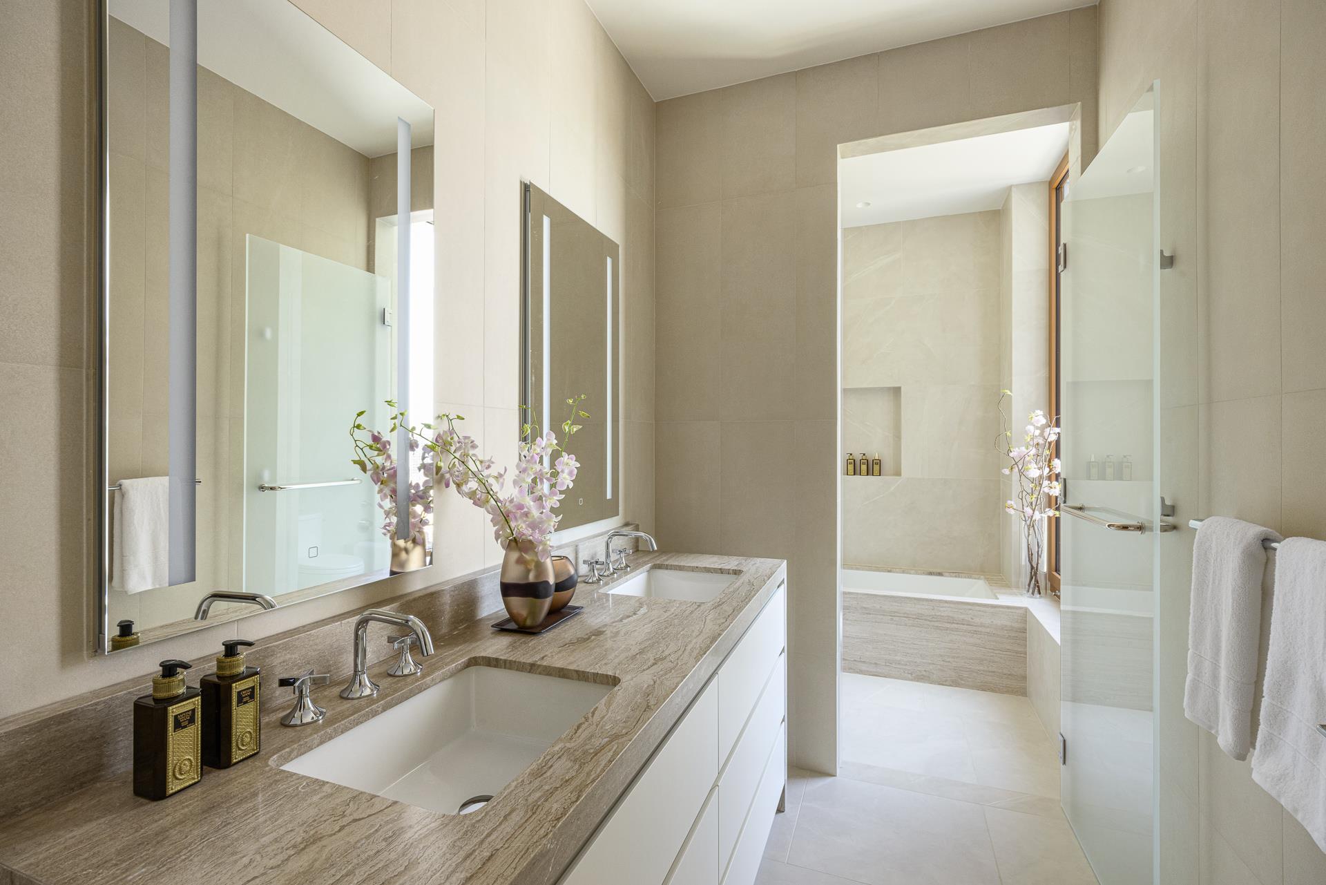 #14 photo, 201 E 74TH Street, マンハッタン Lenox Hill , NY 10021