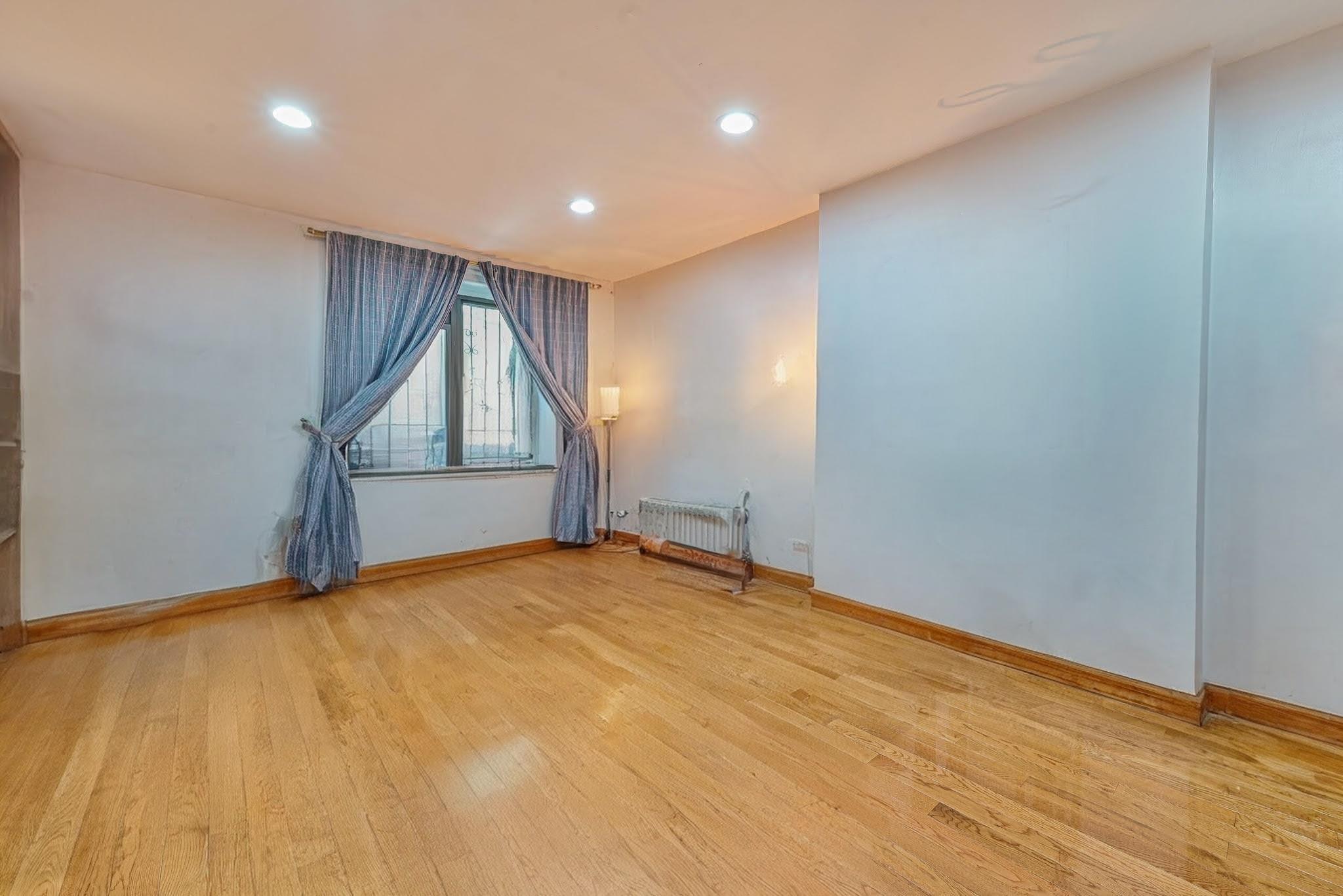 #6 photo, 372 Grand Avenue, ブルックリン区 Brooklyn , NY 11238