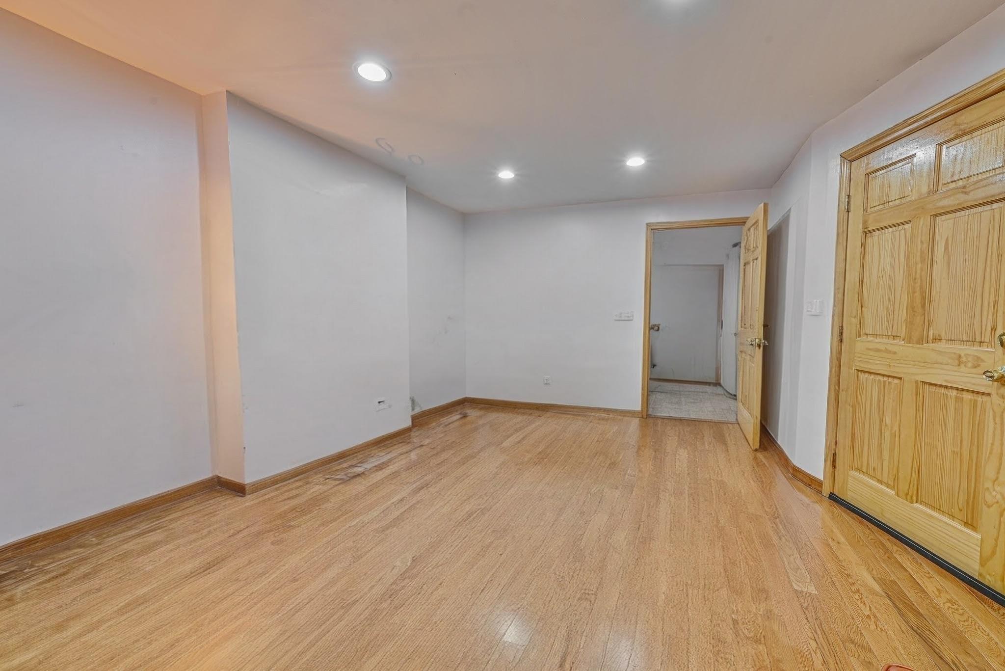 #7 photo, 372 Grand Avenue, ブルックリン区 Brooklyn , NY 11238