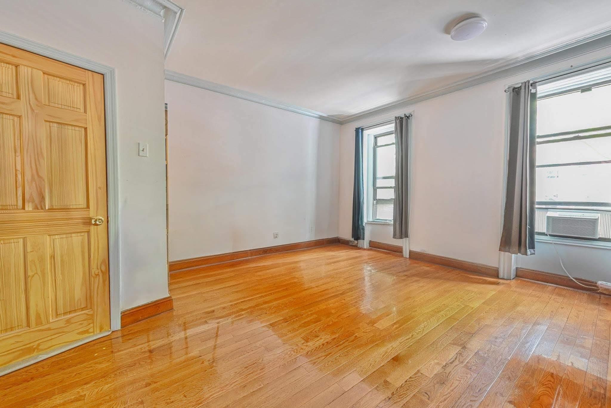 #9 photo, 372 Grand Avenue, ブルックリン区 Brooklyn , NY 11238