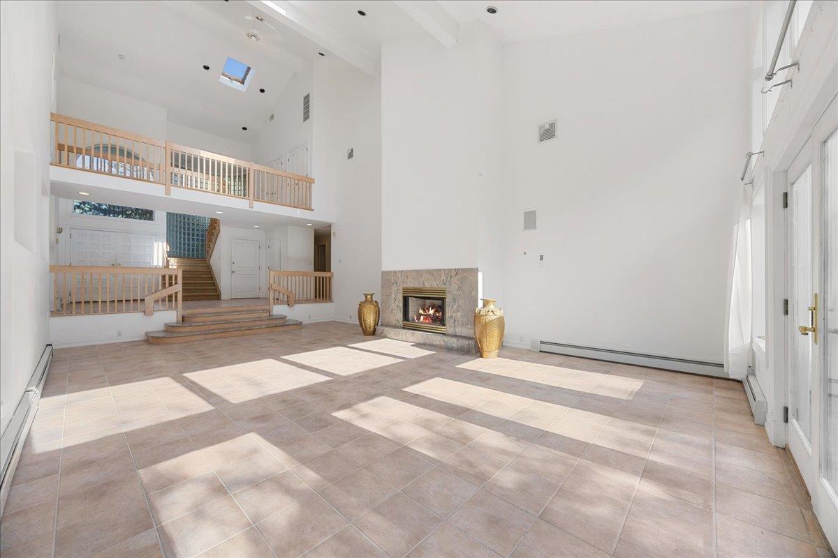 #11 photo, 587 Route 306, Suffern , NY 10901