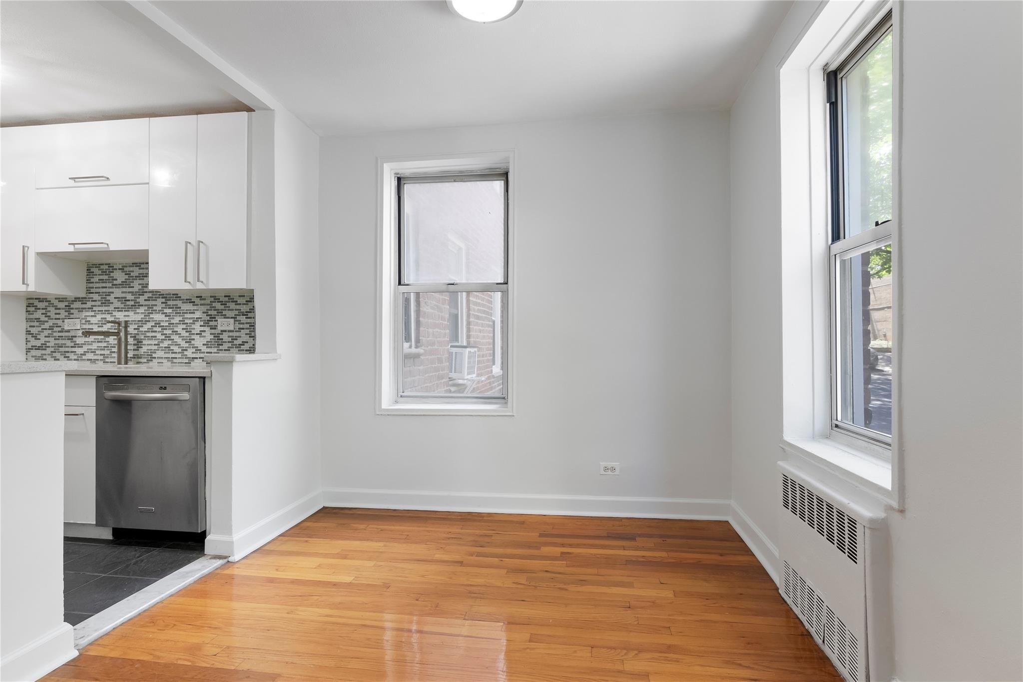 #8 photo, 67-12 Yellowstone Blvd, Forest Hills , NY 11375