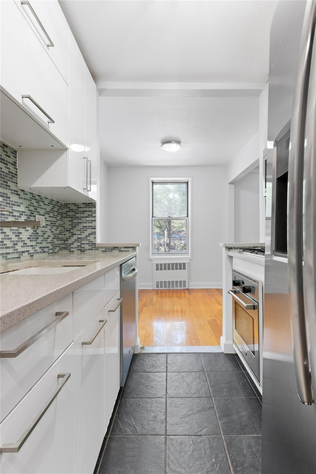 #9 photo, 67-12 Yellowstone Blvd, Forest Hills , NY 11375