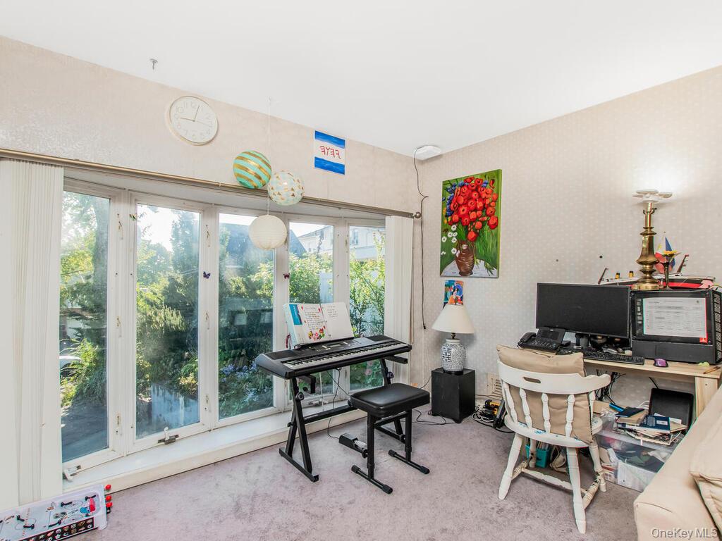 #3 photo, 18 South Circle, Yonkers , NY 10703