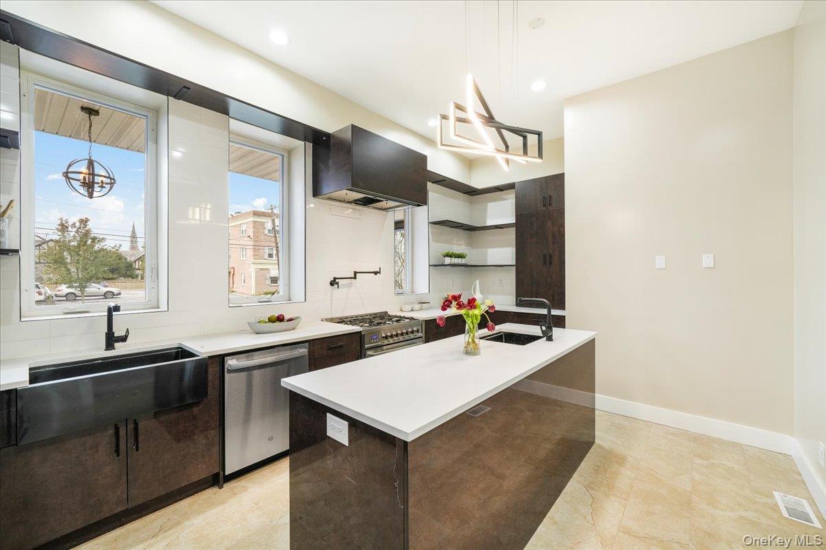 #12 photo, 260 Main Street, Goshen , NY 10924