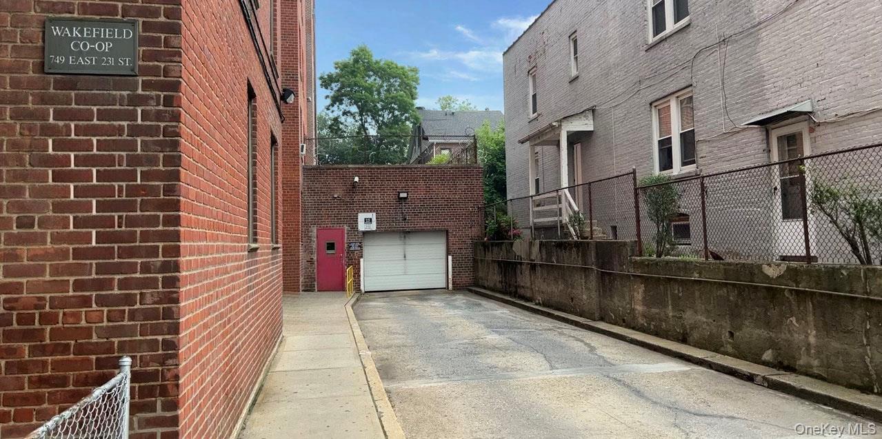 #15 photo, 745 E 231 Street, ブロンクス区 Bronx , NY 10466