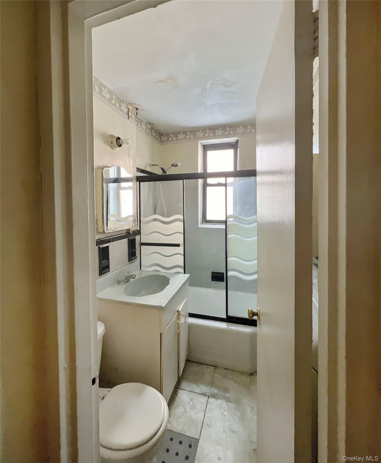 #9 photo, 745 E 231 Street, ブロンクス区 Bronx , NY 10466