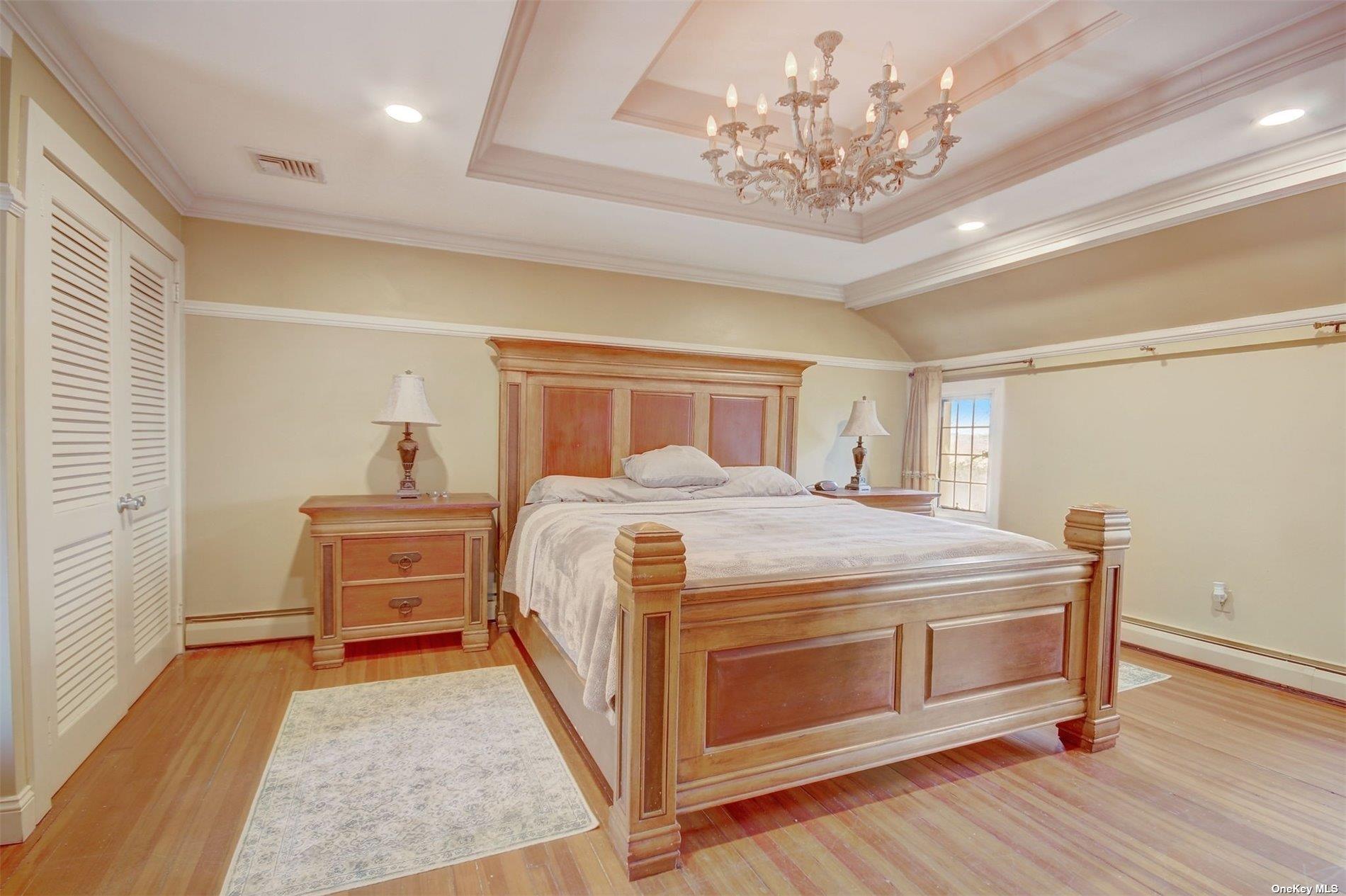 #11 photo, 85 Dix Hills Road, サフォーク郡 Huntington , NY 11743