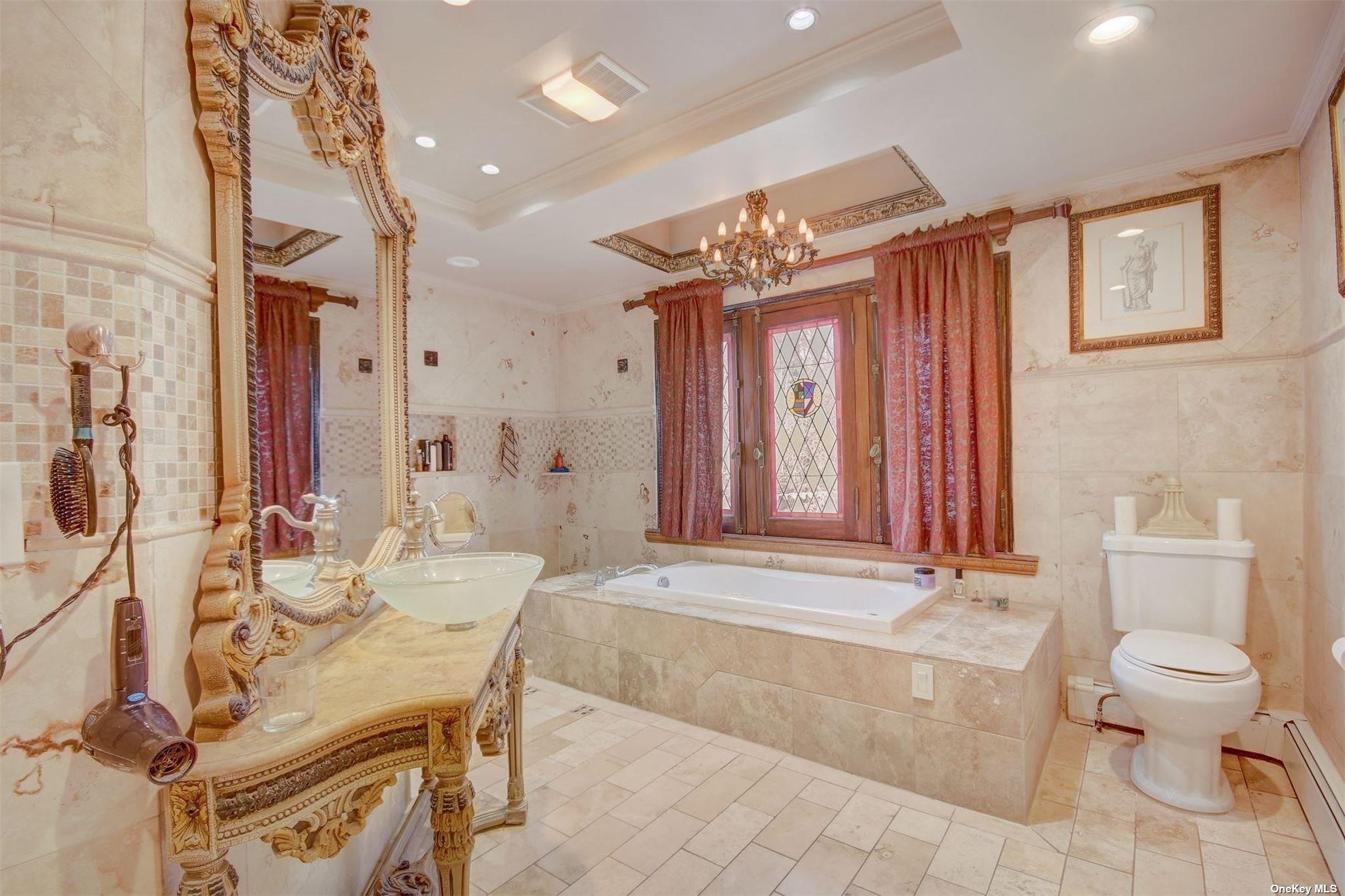 #14 photo, 85 Dix Hills Road, サフォーク郡 Huntington , NY 11743