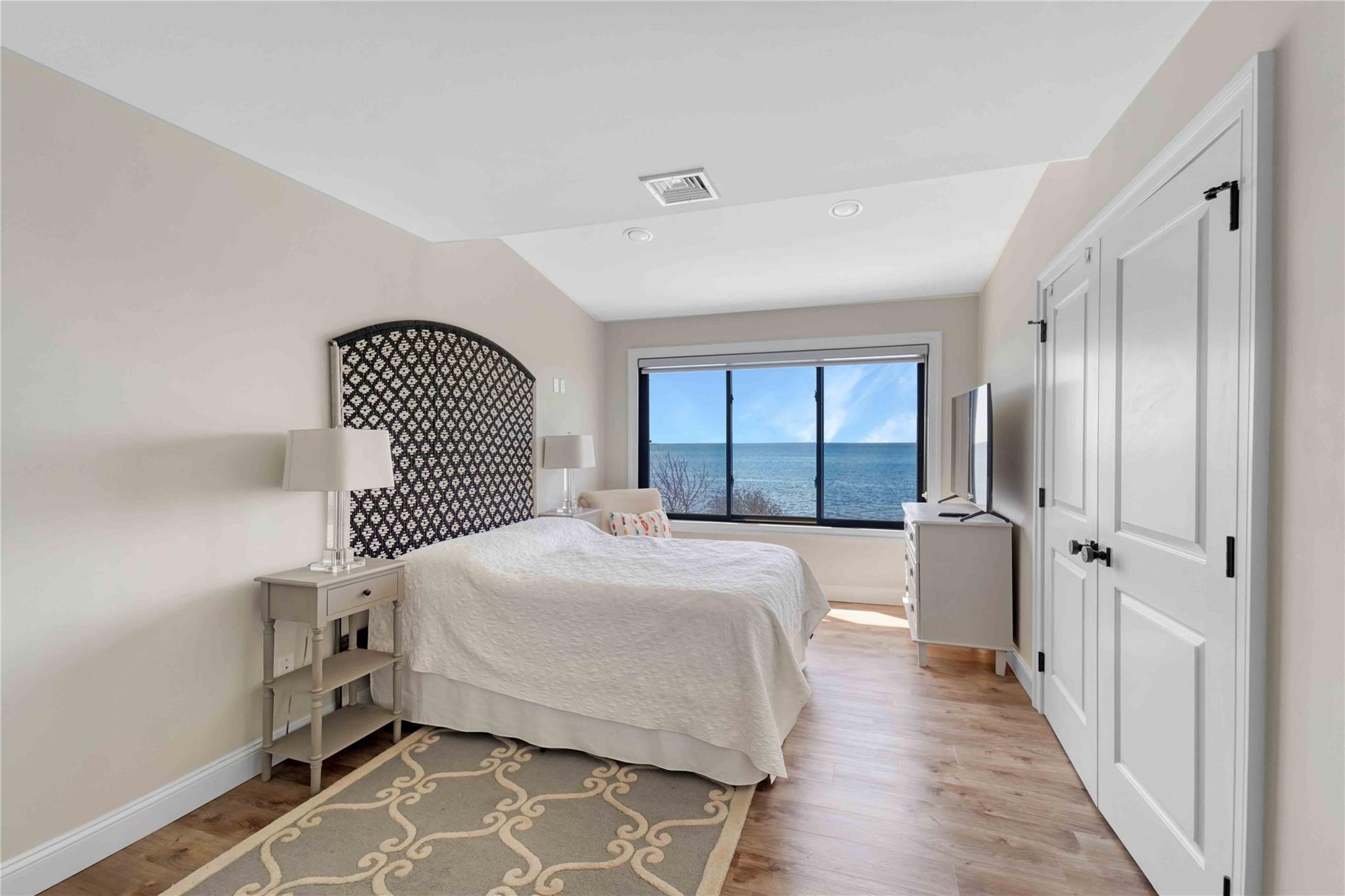 #15 photo, 24 Laura Lee Drive, 東長島 Center Moriches , NY 11934