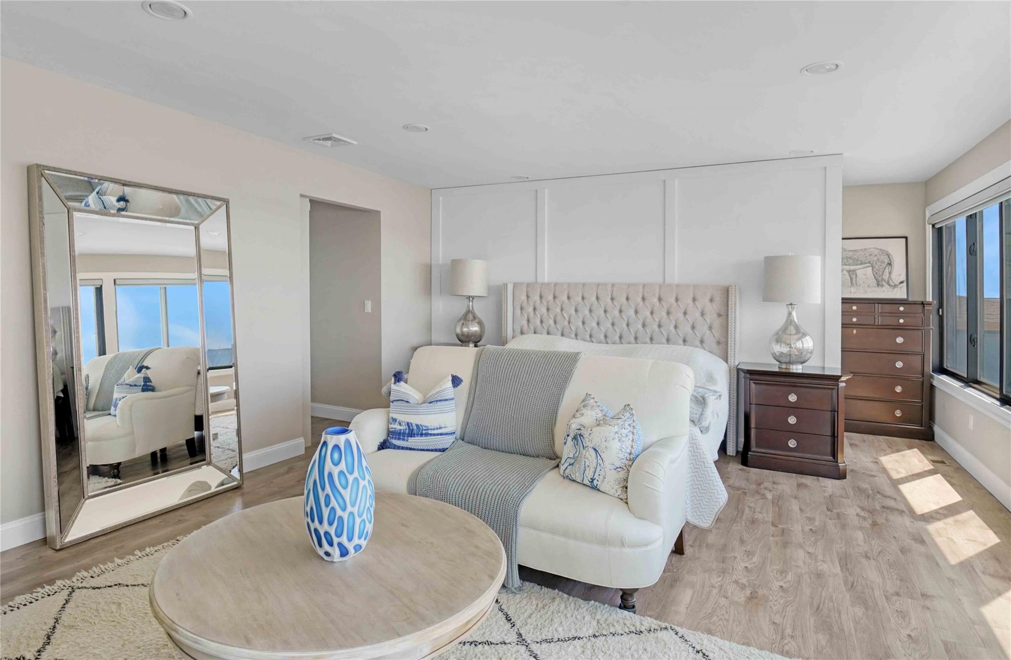 #19 photo, 24 Laura Lee Drive, 東長島 Center Moriches , NY 11934