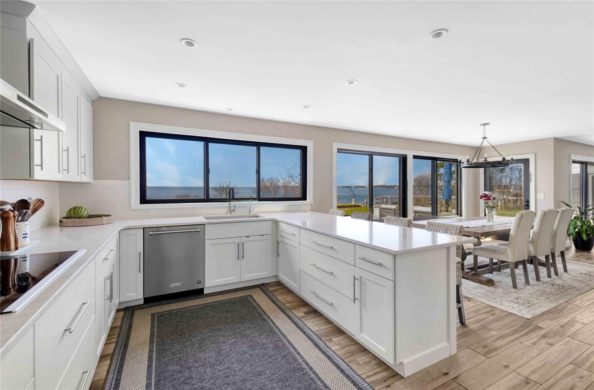 #6 photo, 24 Laura Lee Drive, 東長島 Center Moriches , NY 11934