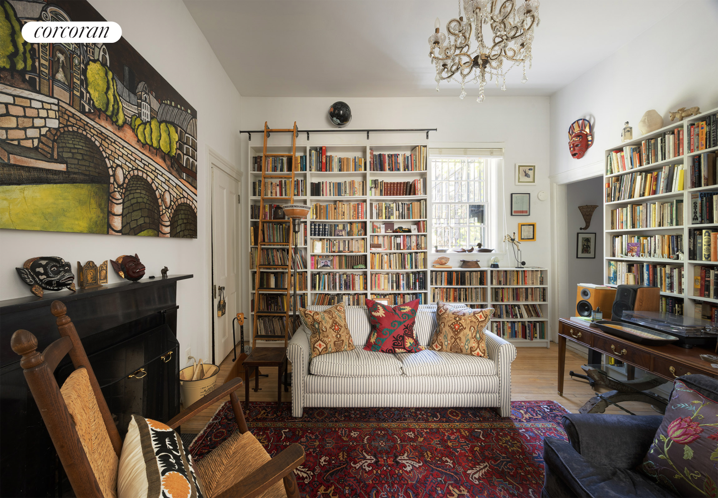 #20 photo, 3 E 9TH Street, Greenwich Village , NY 10003