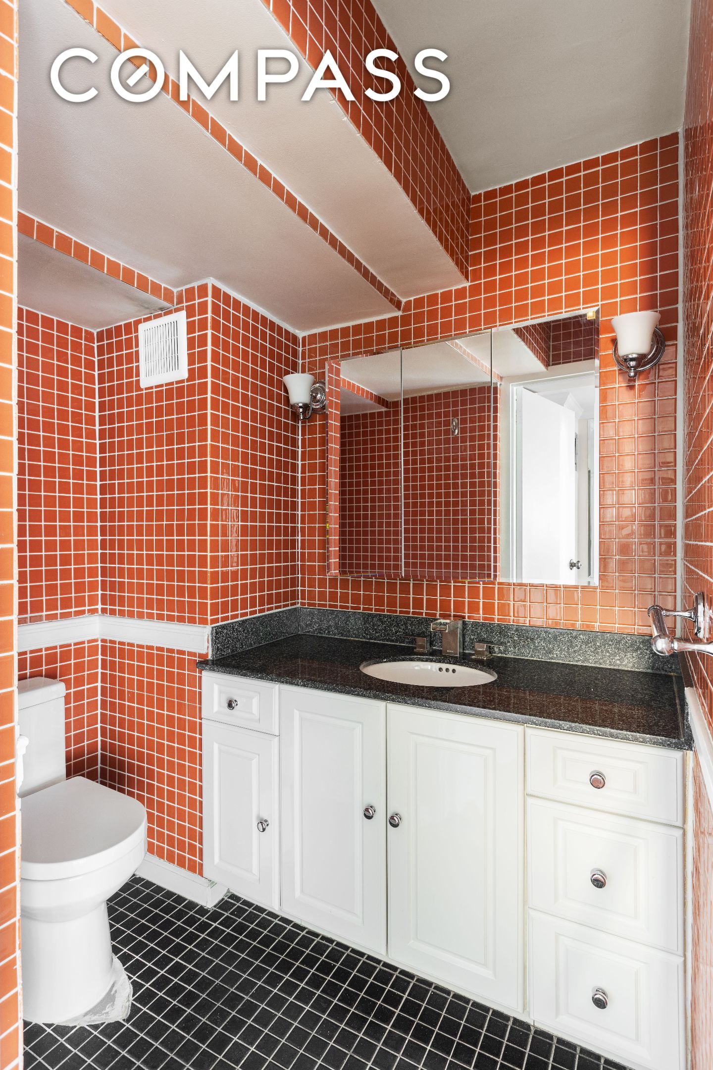 #11 photo, 210 E 36th Street, マンハッタン Murray Hill , NY 10016