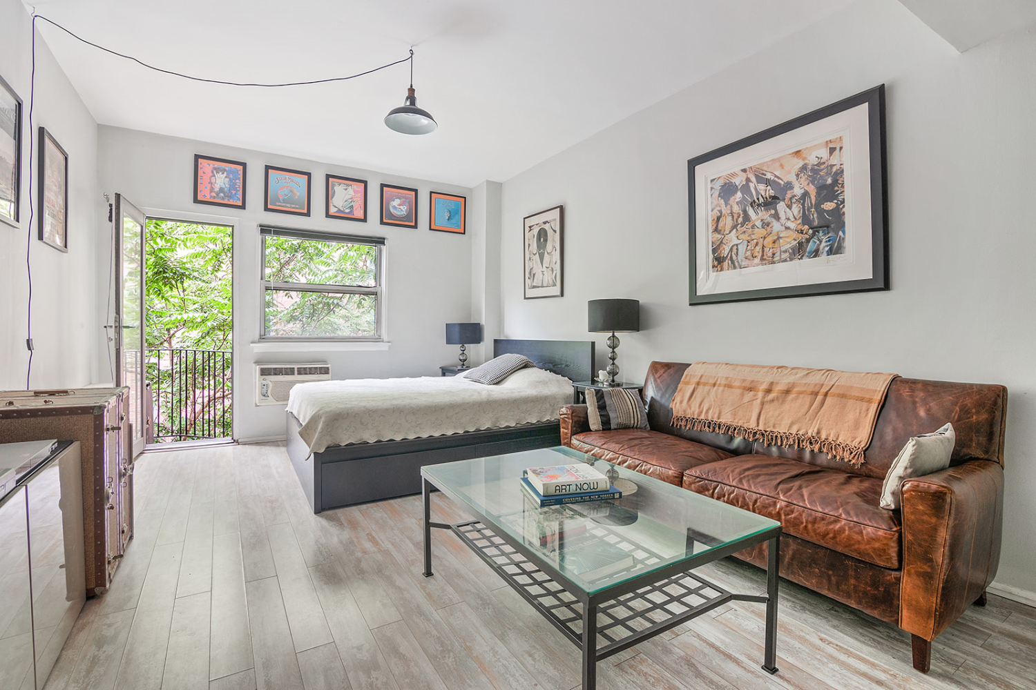 #1 photo, 211 THOMPSON Street, Greenwich Village , NY 10012