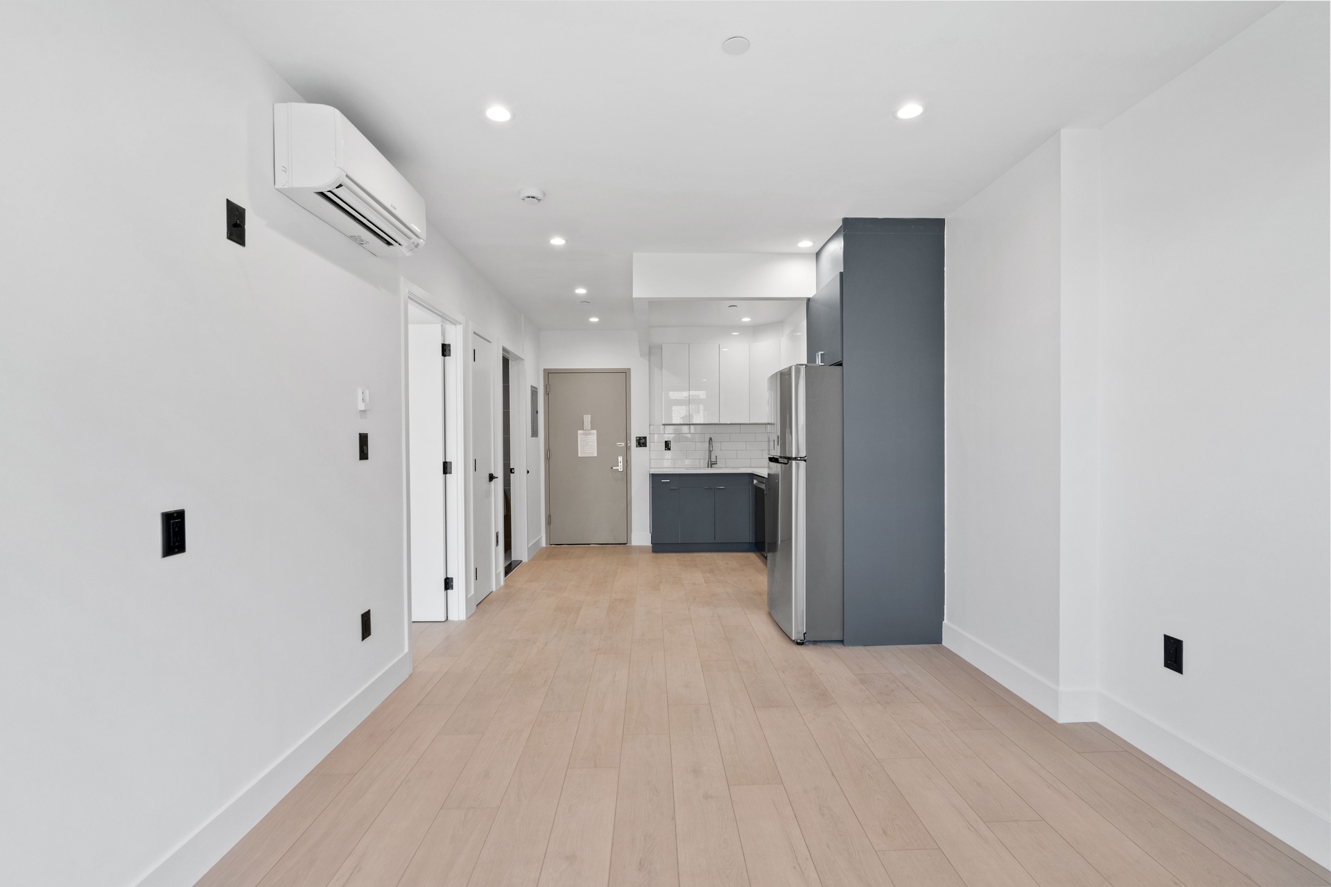 #4 photo, 33-25 Junction Boulevard, クイーンズ区 North Corona , NY 11372