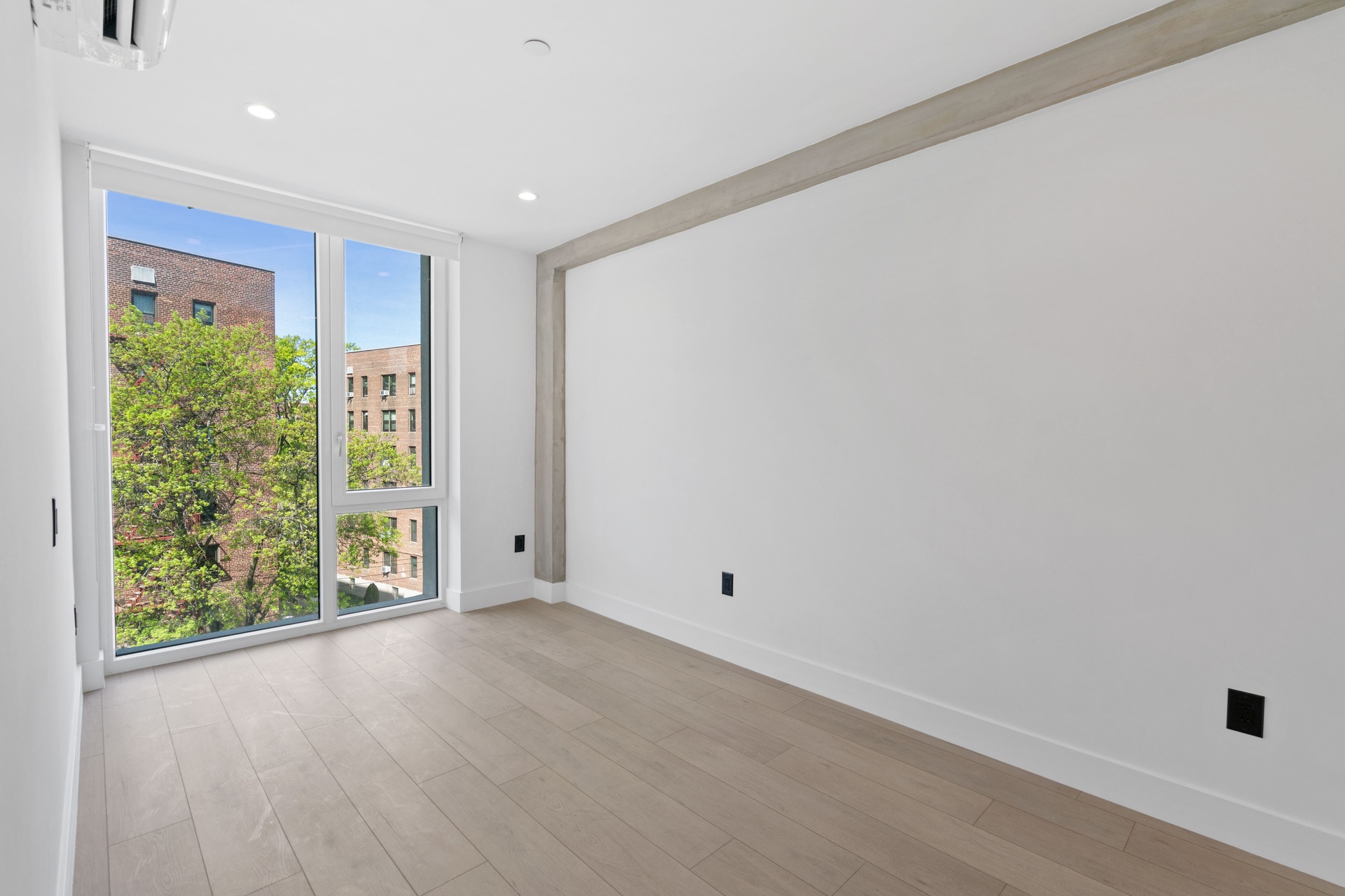 #5 photo, 33-25 Junction Boulevard, クイーンズ区 North Corona , NY 11372