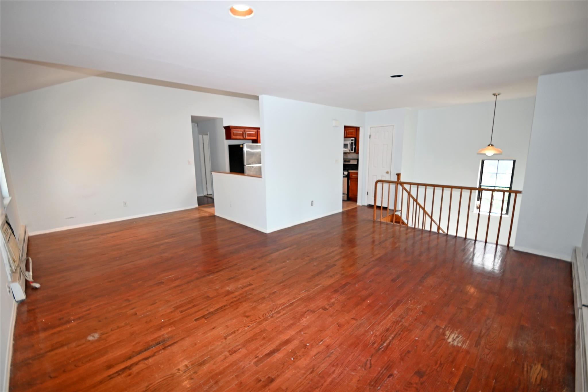 #14 photo, 51 Manor Road, ナッソー郡 Valley Stream , NY 11580