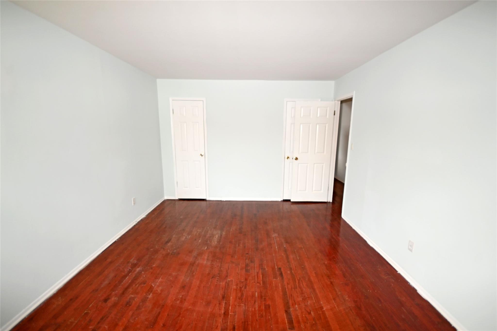 #19 photo, 51 Manor Road, ナッソー郡 Valley Stream , NY 11580