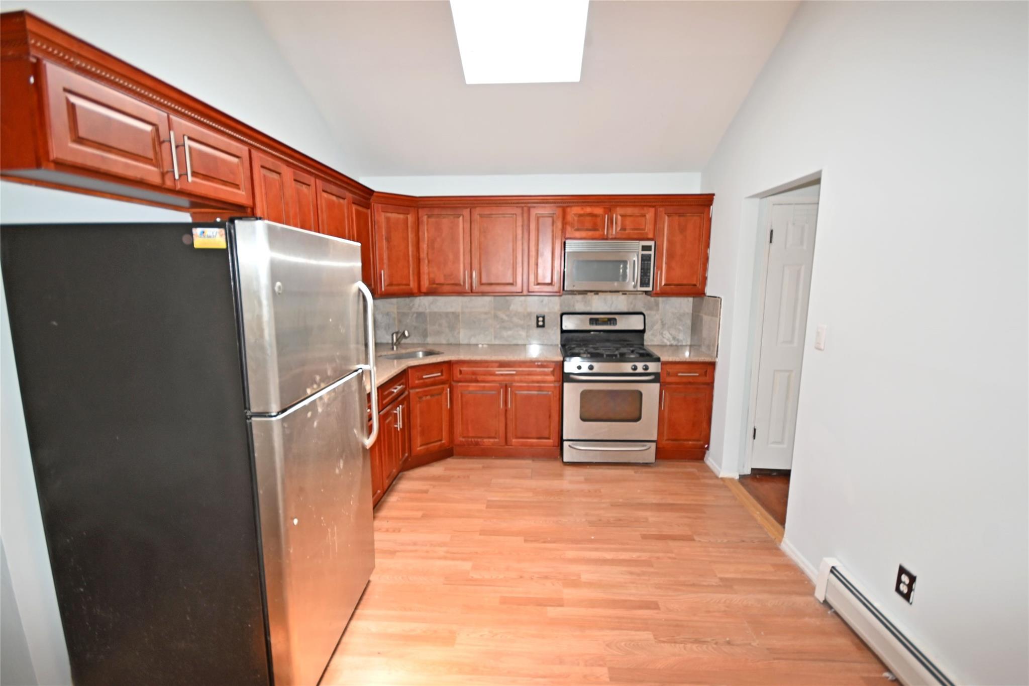 #8 photo, 51 Manor Road, ナッソー郡 Valley Stream , NY 11580