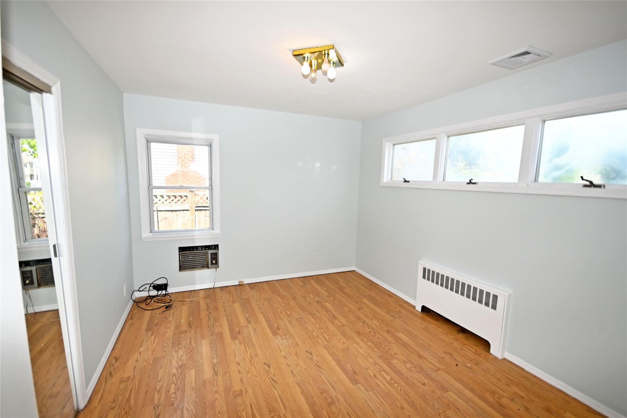 #12 photo, 2198 Willow Street, Wantagh , NY 11793