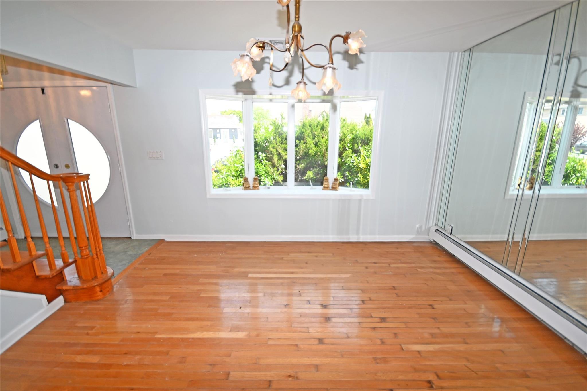 #8 photo, 2198 Willow Street, Wantagh , NY 11793