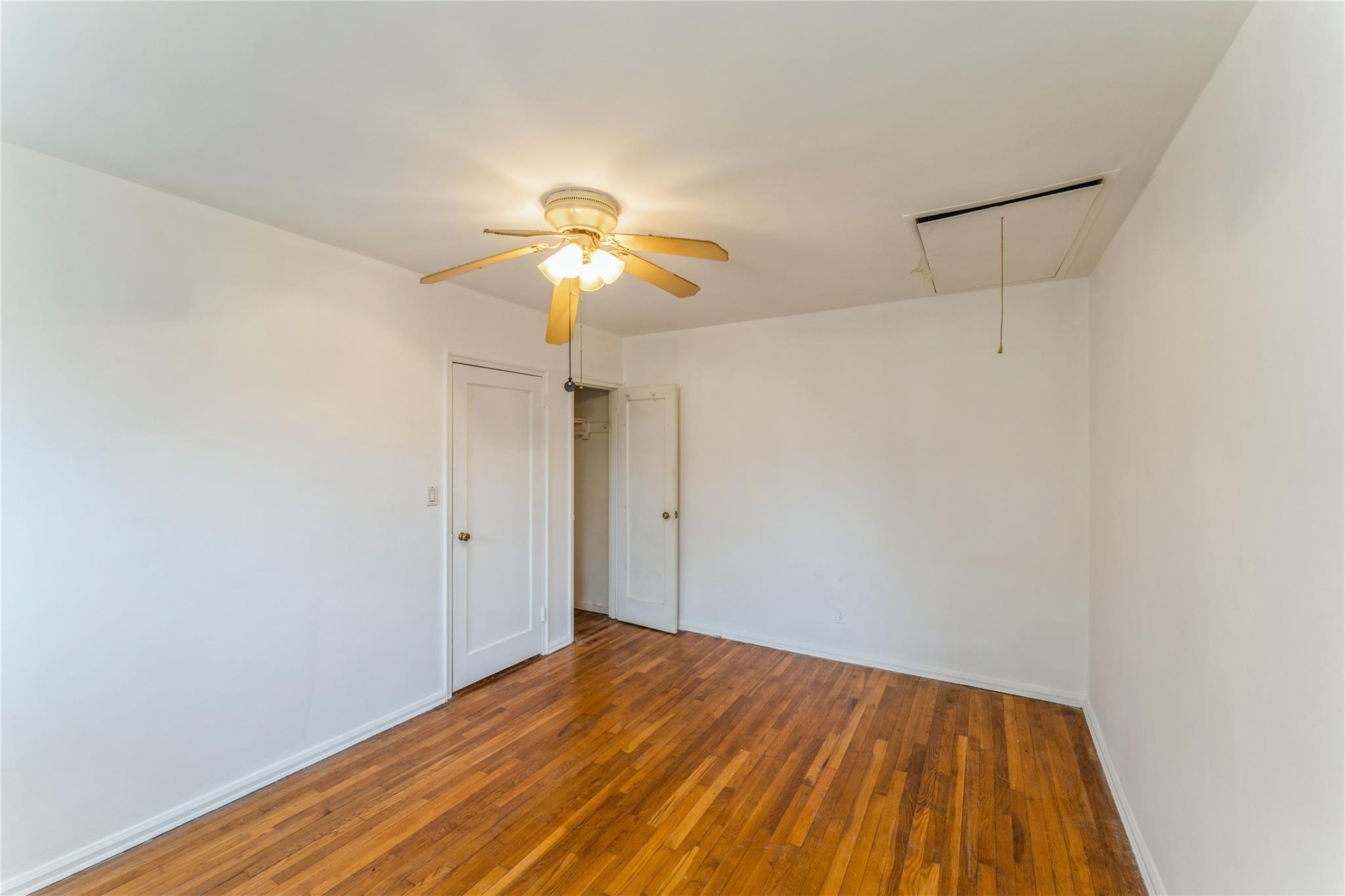 #15 photo, 274 Cherry Valley Avenue, Garden City , NY 11530