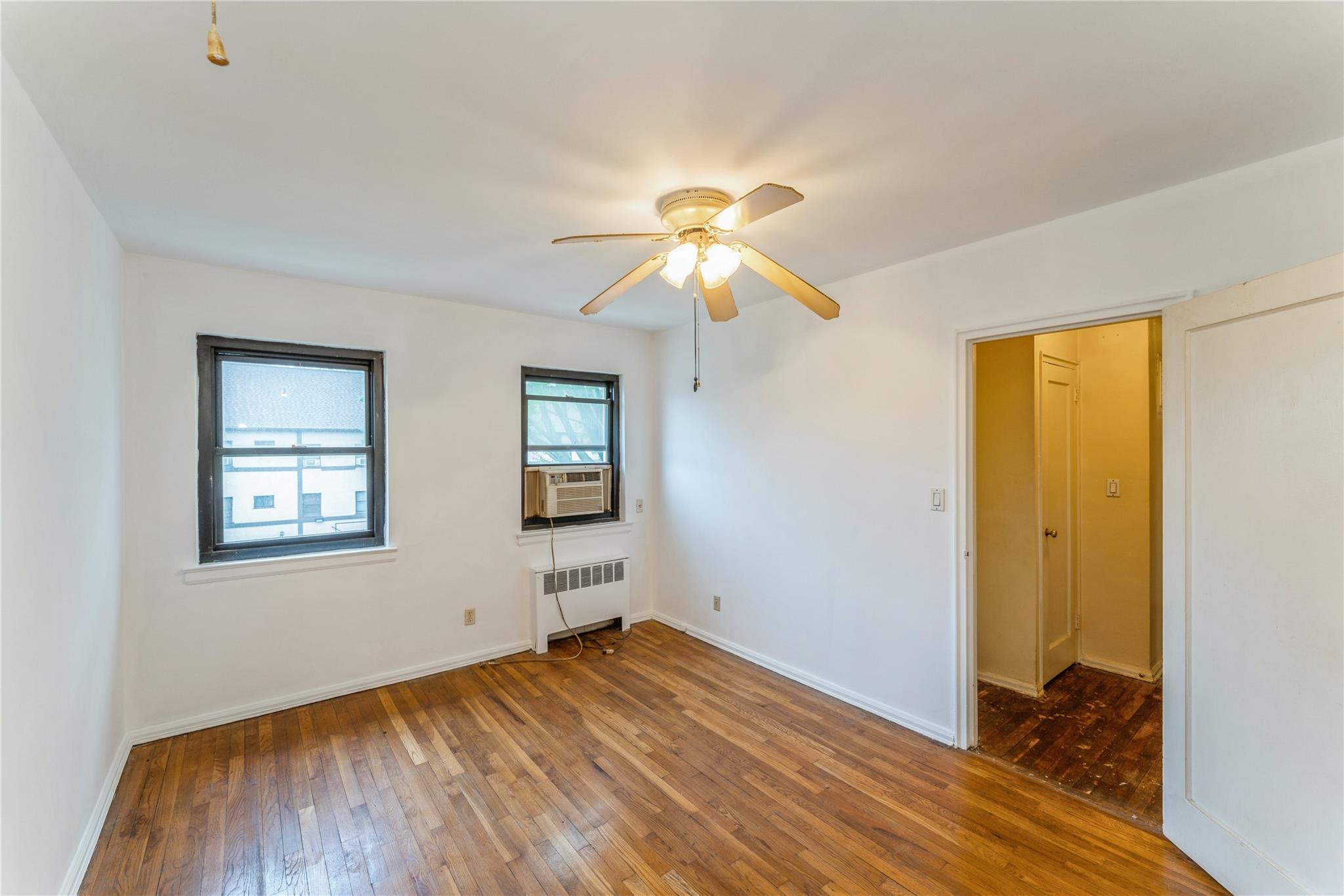 #16 photo, 274 Cherry Valley Avenue, Garden City , NY 11530