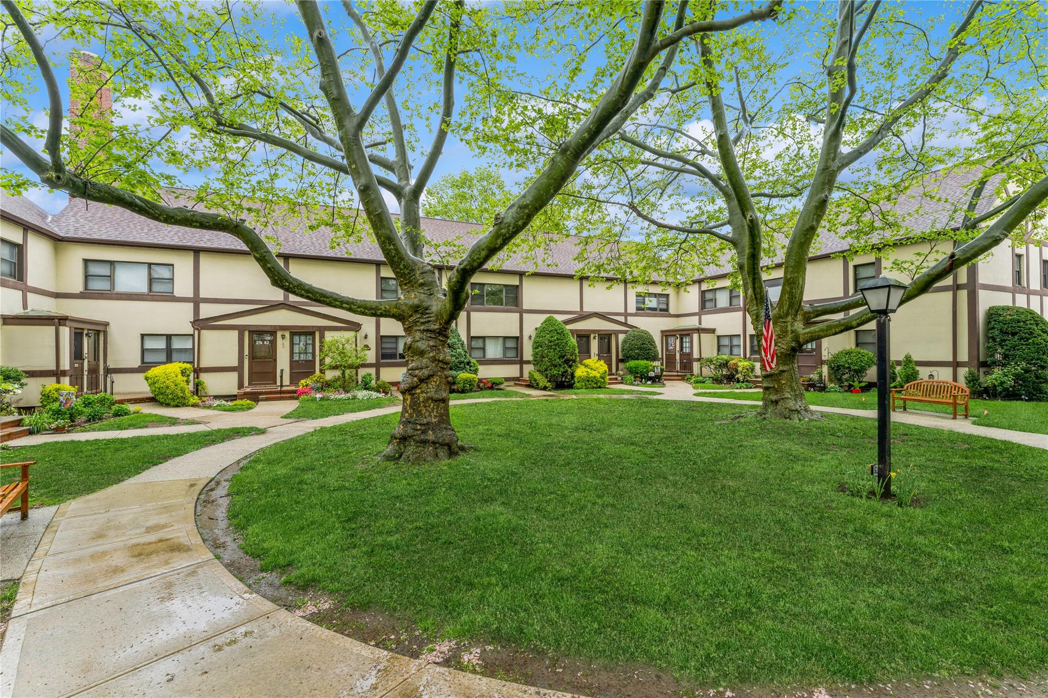 #18 photo, 274 Cherry Valley Avenue, Garden City , NY 11530