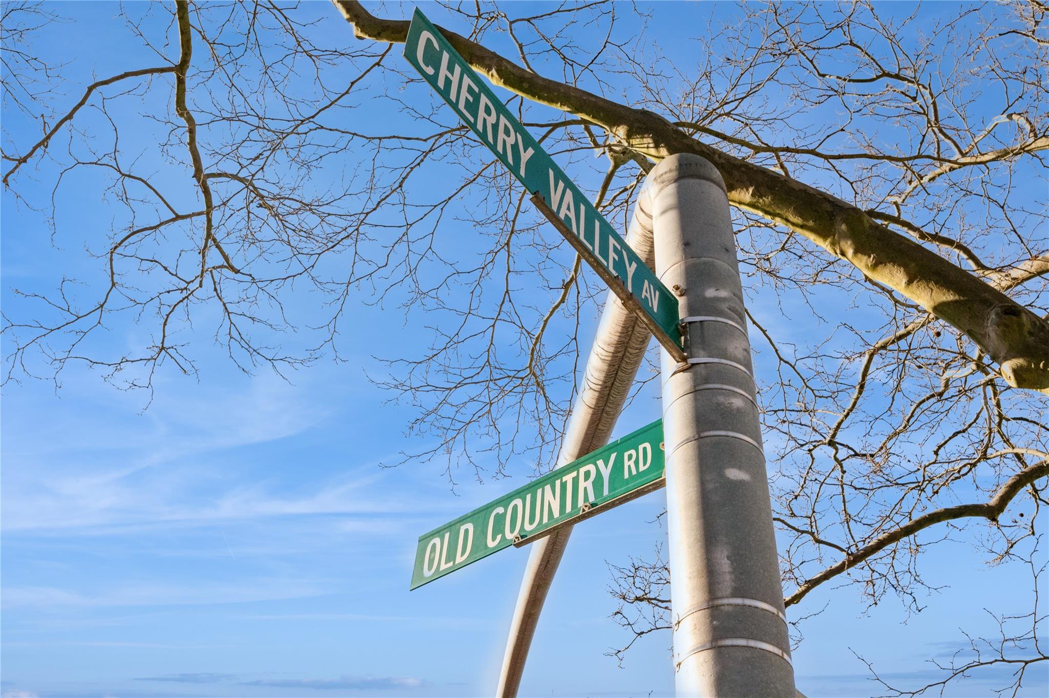 #4 photo, 274 Cherry Valley Avenue, Garden City , NY 11530