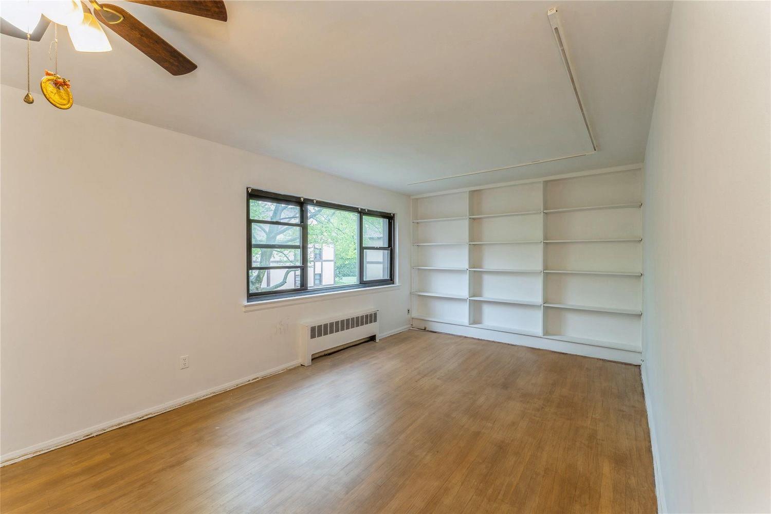 #6 photo, 274 Cherry Valley Avenue, Garden City , NY 11530