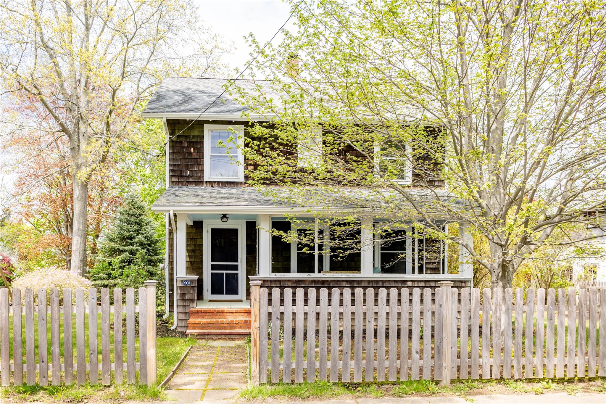 #1 photo, 16 Washington Avenue, সাফোক কাউন্টি Greenport , NY 11944