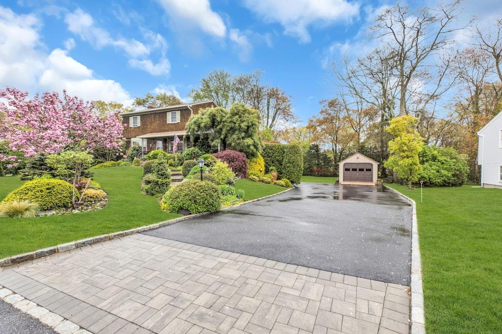 #1 photo, 39 Wilson Street, Blue Point , NY 11715