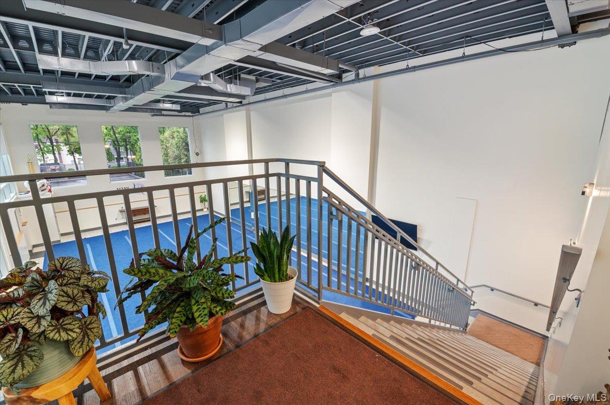 #18 photo, 391 W Jericho Turnpike, サフォーク郡 Huntington , NY 11753