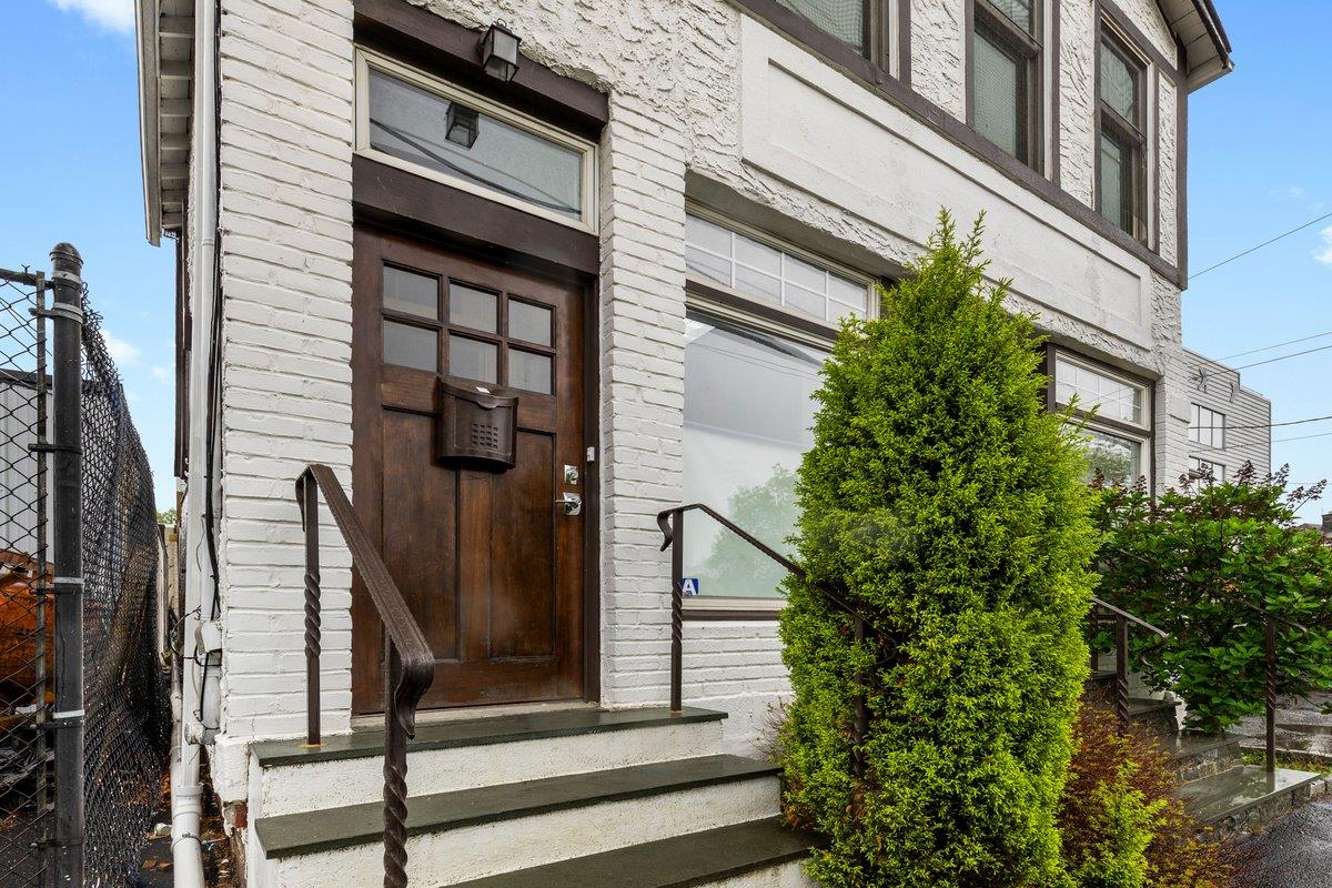 #1 photo, 493 Fifth Avenue, New Rochelle , NY 10801