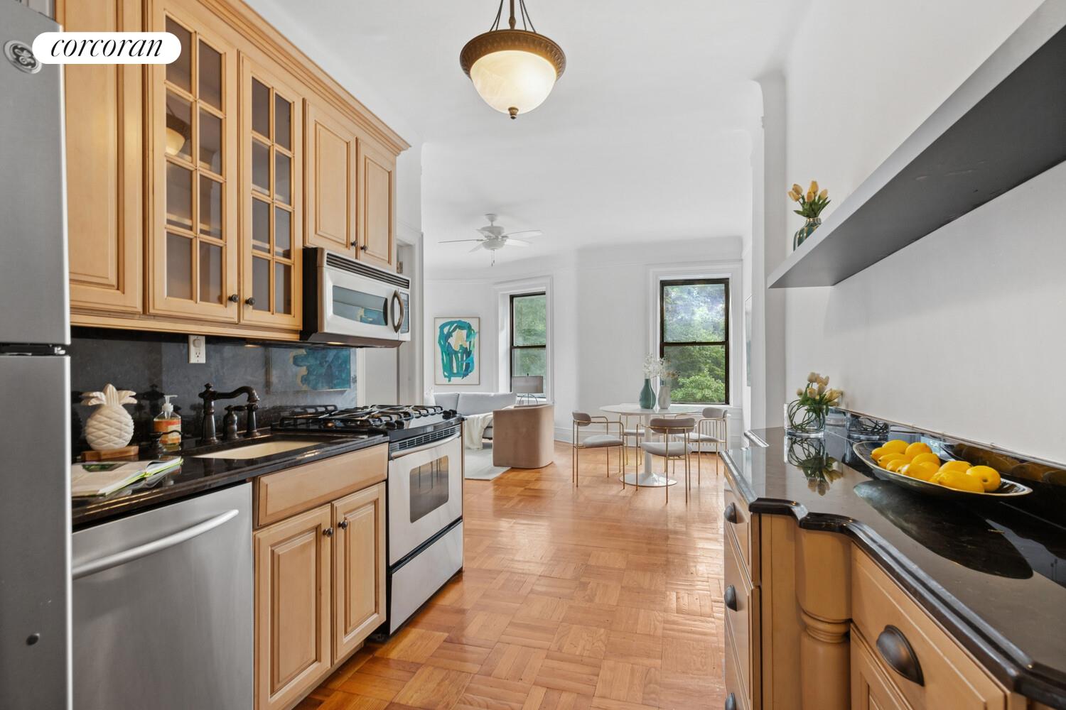 #5 photo, 418 CENTRAL Park W, マンハッタン Manhattan Valley , NY 10025