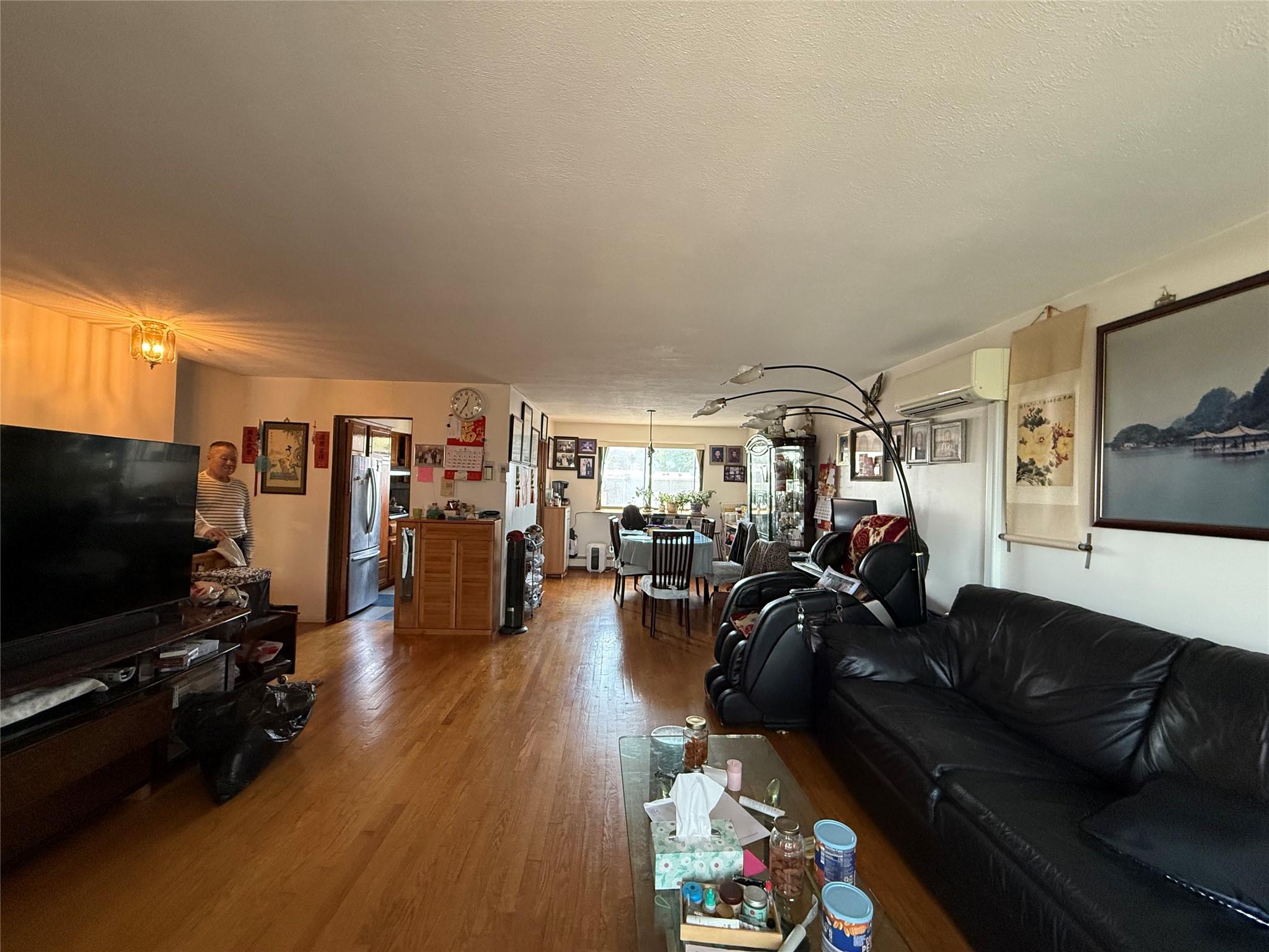 #11 photo, 74-49 Calamus Circle, クイーンズ区 Elmhurst , NY 11373