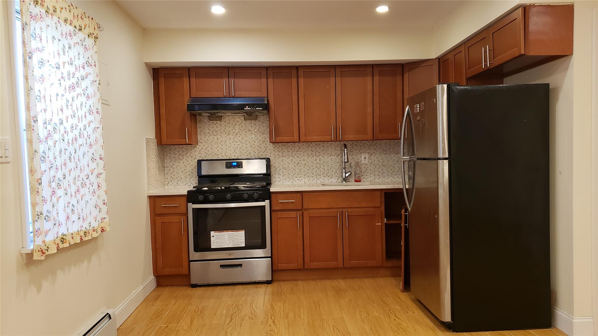 #1 photo, 40-30 247 Street, Little Neck , NY 11363