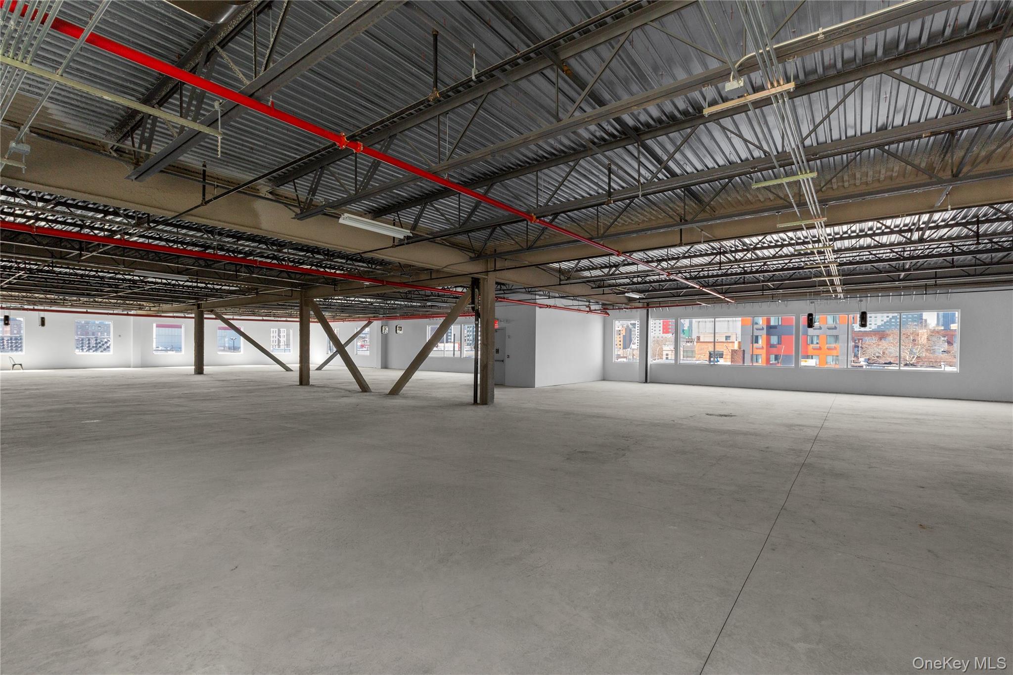 #6 photo, 22-11 38th Avenue, クイーンズ区 Long Island City , NY 11101