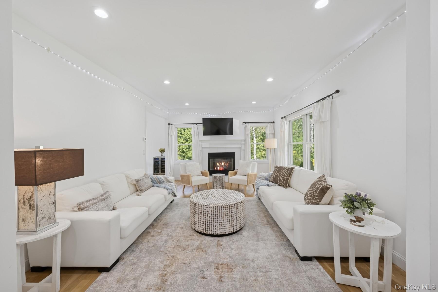 #3 photo, 7 Wards Path, サフォーク郡 Hampton Bays , NY 11946