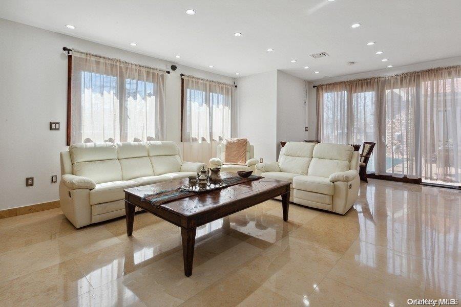 #13 photo, 959 S End Road, ナッソー郡 Woodmere , NY 11598