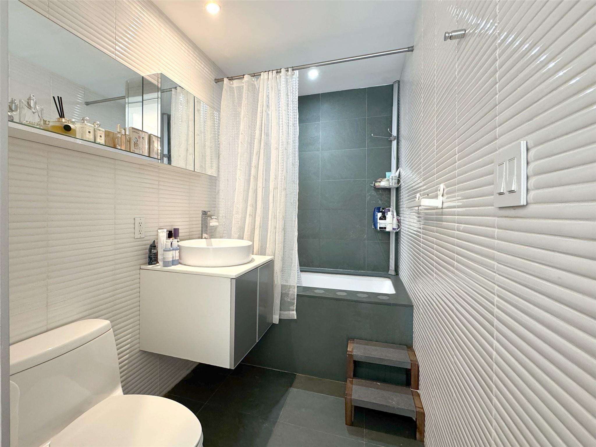 #10 photo, 425 E 13th Street, マンハッタン New York (Manhattan) , NY 10009