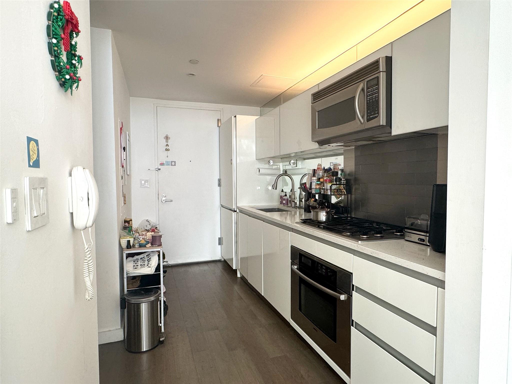 #7 photo, 425 E 13th Street, マンハッタン New York (Manhattan) , NY 10009