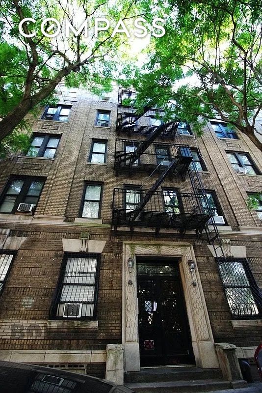 #1 photo, 250 Pacific Street, 브루클린 Cobble Hill , NY 11201