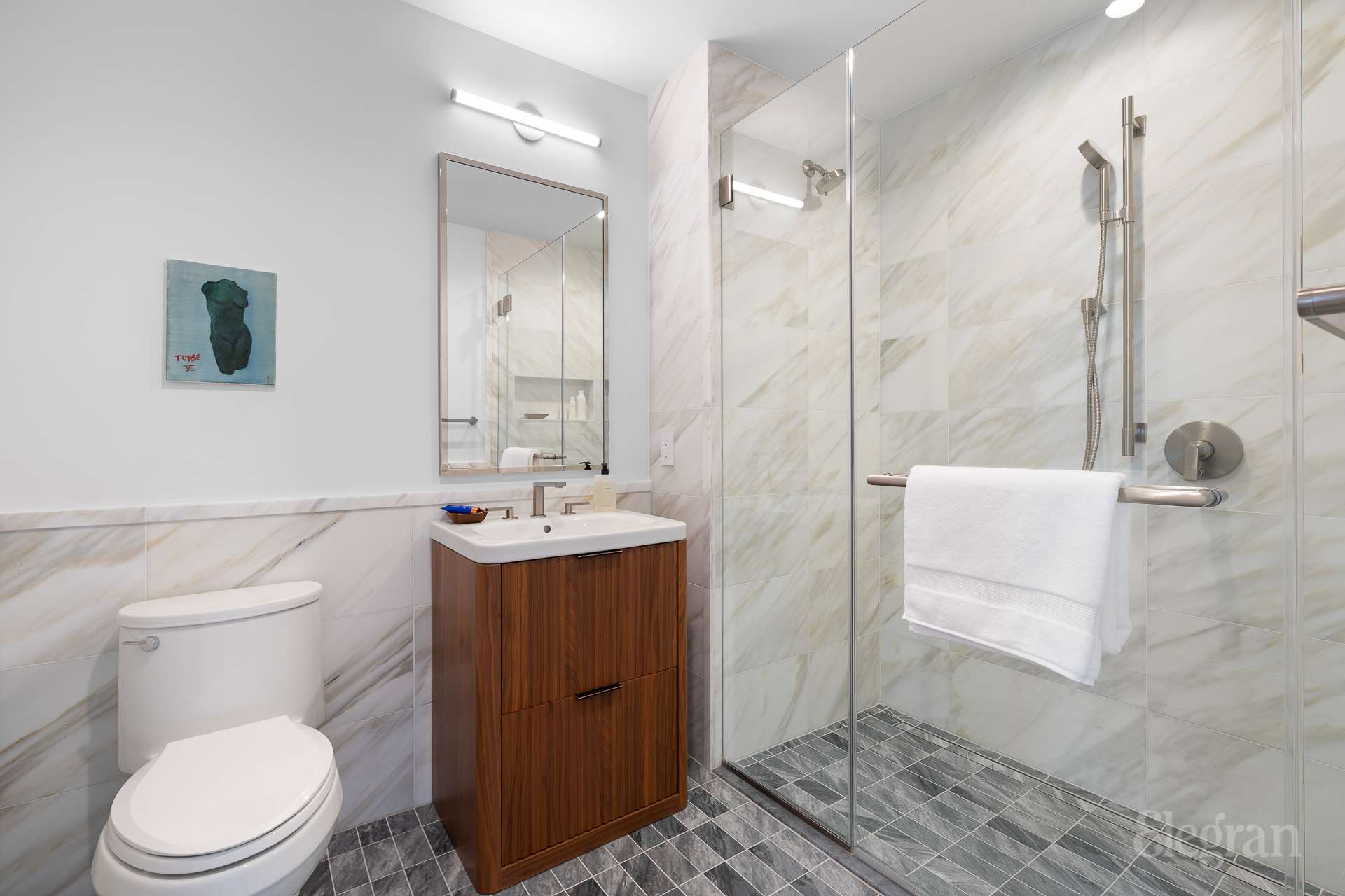 #22 photo, 150 Barrow Street, Greenwich Village , NY 10014-1015