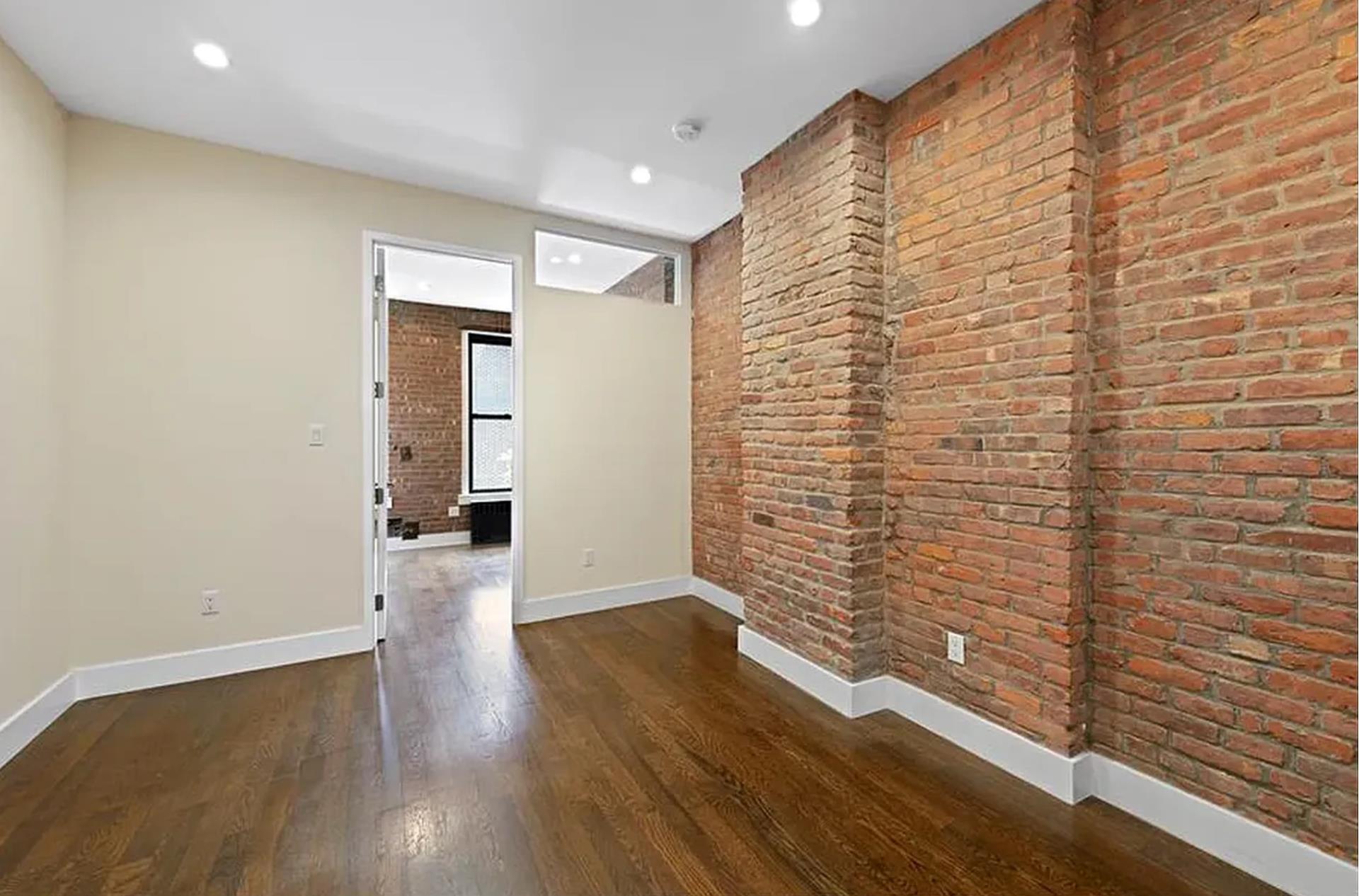 #1 photo, 244 W 22ND Street, Chelsea , NY 10011